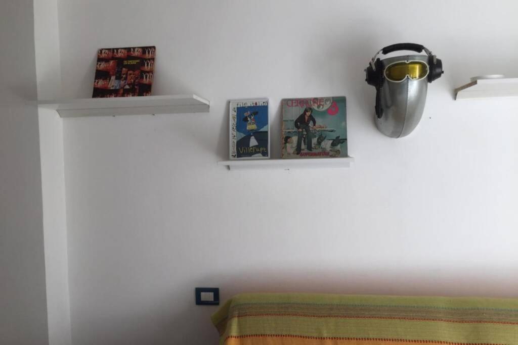 Grand F2 60Mq Centre Antibes, Proche Plages, Commerces, 2 Balcons, Parking, Train, Bus, Deco Vintage, Pet Friendly, Ideal Famille Ou 1-2 Couples מראה חיצוני תמונה