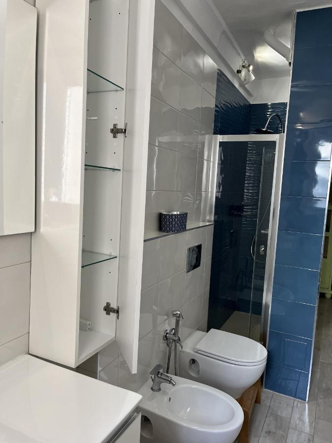 Grand F2 60Mq Centre Antibes, Proche Plages, Commerces, 2 Balcons, Parking, Train, Bus, Deco Vintage, Pet Friendly, Ideal Famille Ou 1-2 Couples מראה חיצוני תמונה