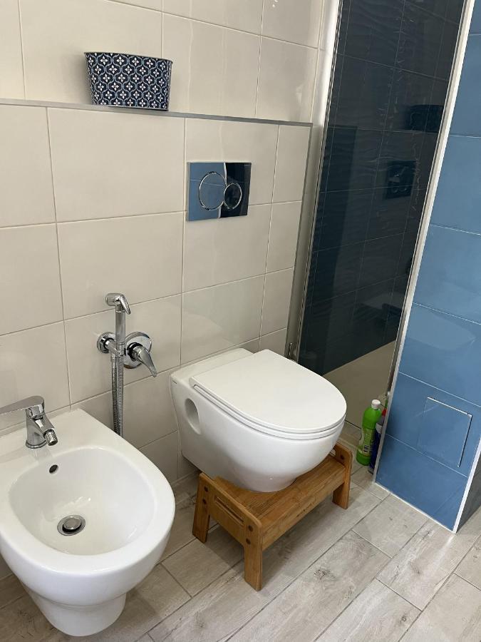 Grand F2 60Mq Centre Antibes, Proche Plages, Commerces, 2 Balcons, Parking, Train, Bus, Deco Vintage, Pet Friendly, Ideal Famille Ou 1-2 Couples מראה חיצוני תמונה